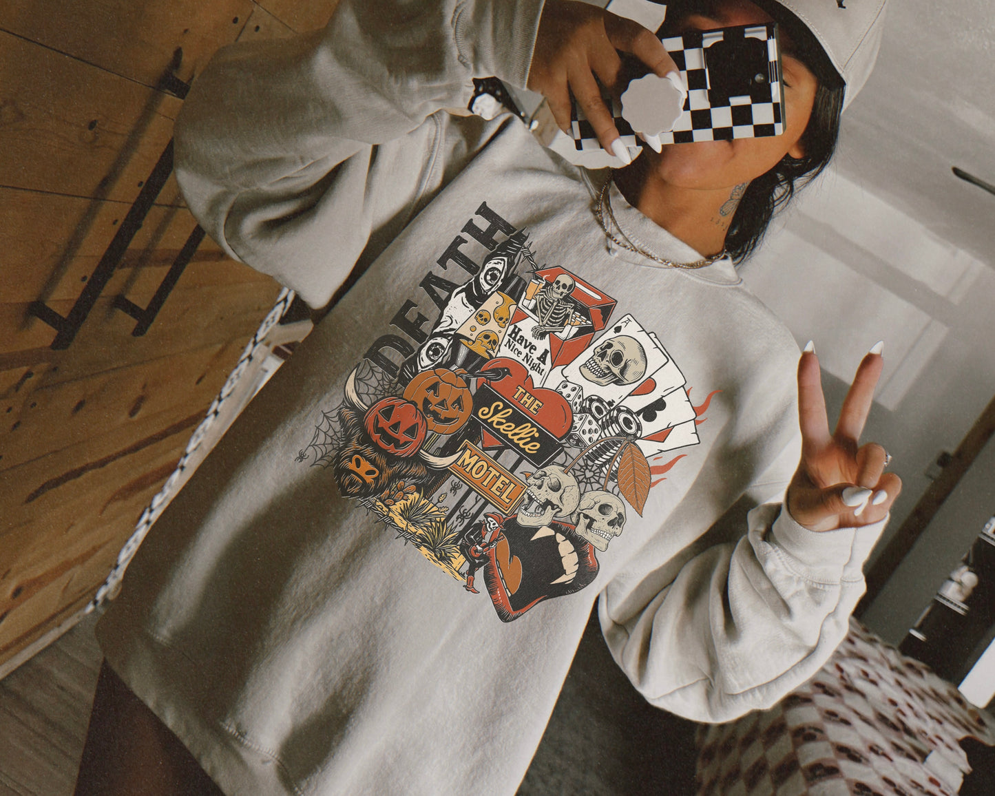 Skellie Motel Crewneck