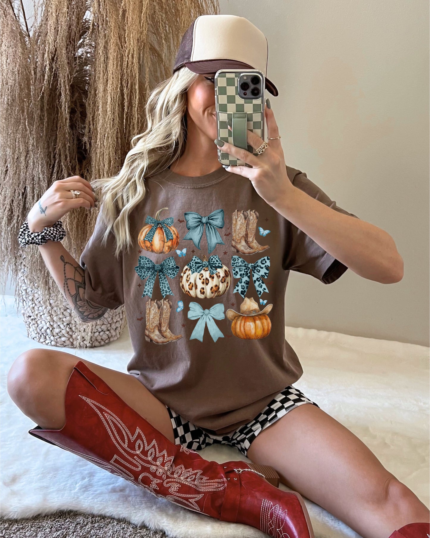 Turquoise Pumpkin Tee (Chocolate)