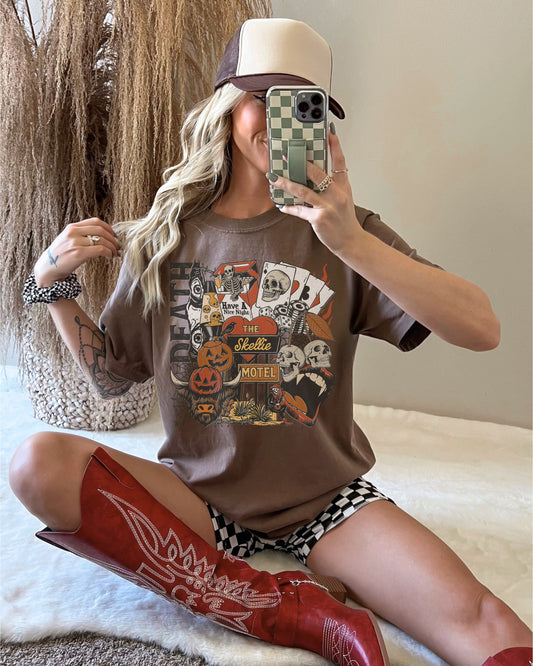 Skellie Motel Tee in Chocolate