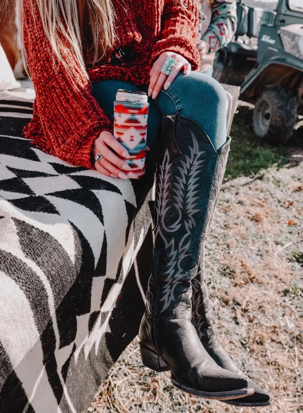 Tall Boy Aztec Koozie